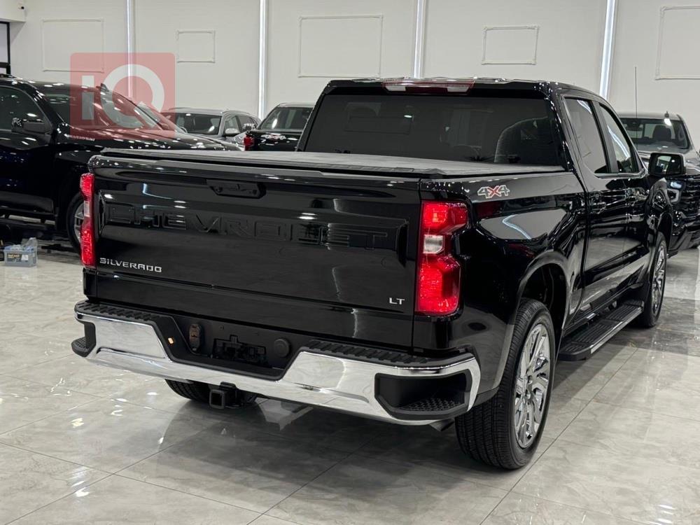 Chevrolet Silverado